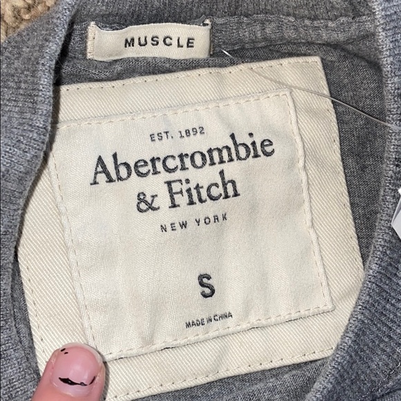 Abercrombie and Fitch Shirt - Picture 4 of 7